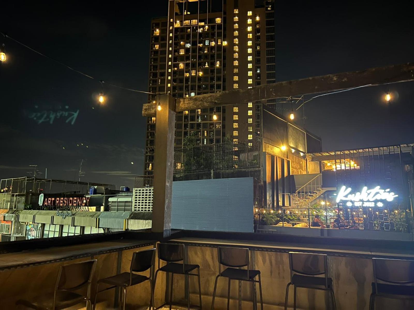 Comfy Crib * Bangkok